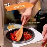 肉汤拌饭和臭豆腐是绝配，不信你试试。