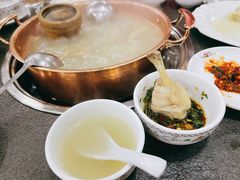 -朴小妹人参鸡汤火锅(长白山万达店)