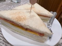 鸡肉火腿三明治-隅cafe(傅厚岗店)