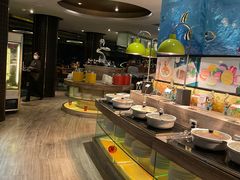 -宝利来国际大酒店-凤凰阁旋转餐厅