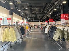 -燕莎奥特莱斯购物中心