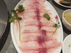 -忘情水鱼头·鲜鱼火锅(滨江中路店)