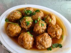 -龙裕山庄烤全羊