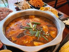 -大理.老字号渝记酸萝卜乌鱼(古城总店)