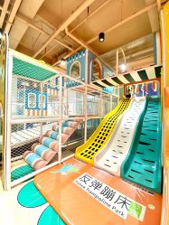 -反弹蹦床公园·运动乐园·团建·亲子派对(深圳观澜湖店)