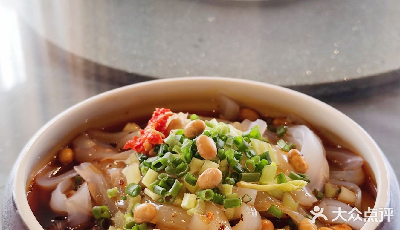 成都探店｜成都著名小吃店里的正餐如何呢?外