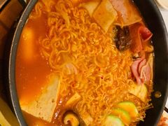 部队年糕火锅-七八冷面·延边朝鲜族美食(欢乐谷店)