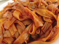 -同济大学本部学苑饮食广场