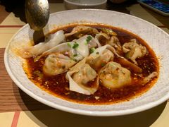红油抄手-荣家黄鱼面(前滩太古里店)