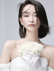 -至臻微拉婚纱摄影