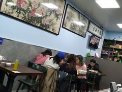 大堂-清真永恒华威肉饼(潘家园店)