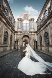 布拉格小镇-巴黎婚纱摄影工作室