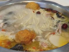 -光头药膳鸡(莱茵小镇店)