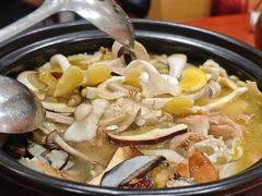 -菌之家·专业纯野生菌火锅·特色炒菌