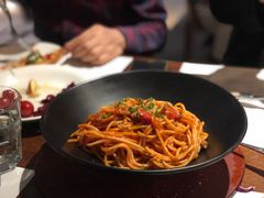 传统肉酱意大利面-食间牛排(湖西路店)