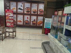 -香山湖渔家大院