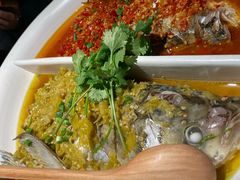 老坛剁椒鱼头-东方红·湖南菜(金屿店)