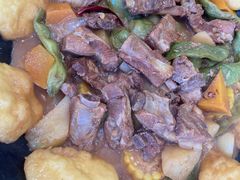 -红东阁东北菜烤肉酒馆(CROSS万象汇店)