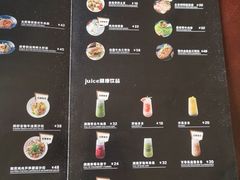 -POKEE VIA&Brunch·维娅(重庆来福士店)