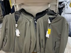 -BIGOFFS 超级折扣(仁恒伊势丹店)