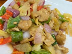 酸菜炒肥肠-莱潮盛美食屋(锐丰中心店)