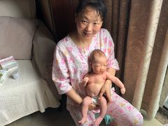 -爱的果实月嫂育婴师(世纪东方店)