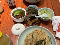 -裕兴记•蟹黄面馆(人民广场店)