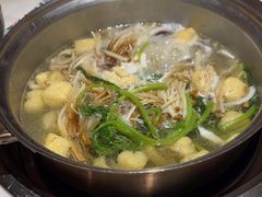 -喃喃椰·糟粕醋·椰子鸡火锅(七堡花园店)