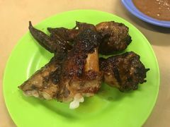 炭烤鸡翅-黄亚华小食店(Jalan Alor)