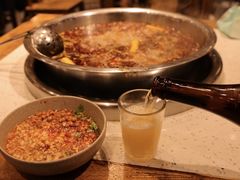 红汤锅-肖肖酸萝卜鱼火锅(总店)