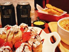 草莓松饼-StayReal Cafe(长宁来福士广场东八区店)