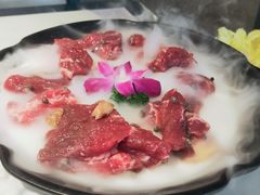 -三不牛腩(宾虹路店)