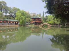 -房湖公园