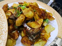 -嘎吧锅私家菜馆(新村十区店)