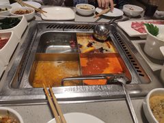 -海底捞火锅(关山保利店)