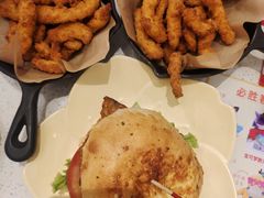 -必胜客(联投东方店)