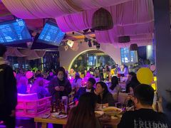 -离岸江景音乐酒馆