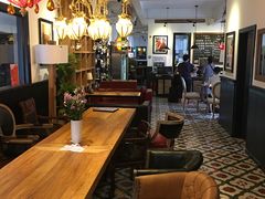 -拖板鞋咖啡旅行酒店(春熙路地铁站店)