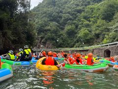 -安吉龙王山峡谷漂流