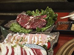 -喜牛烧肉酒场·黑金店(威高广场店)
