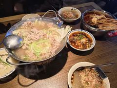-肖四女乐山跷脚牛肉(南汇大学城生活广场店)