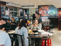 -川流不息·地道川菜·小龙虾(松东路店)