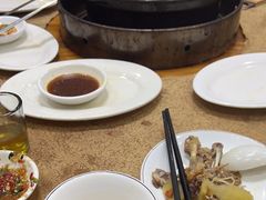-濠轩阁特色生蚝火锅(水湾路店)
