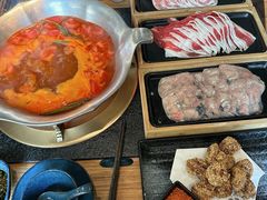 -湊湊火锅·茶憩(南京东路悦荟店)