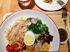 -POKEE VIA&Brunch·维娅(重庆来福士店)