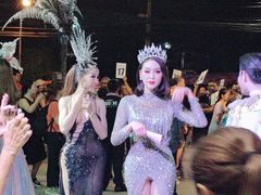 -西蒙人妖秀