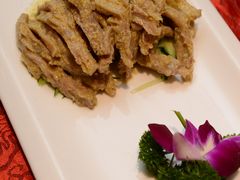 1、芥末鸭掌。太冲鼻了，而且淡而无味，不推荐这道菜。-四季小馆·地道北京小吃(广百店)