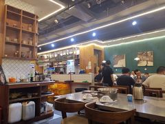 大堂-胡须佬鸡煲四季火锅店(石厦西村直营店)