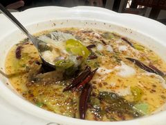 -江渔儿酸菜鱼专门店(明珠广场店)