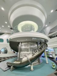 -MINI MARS 移动的空间站乐园·餐饮·派对(浦东金桥店)